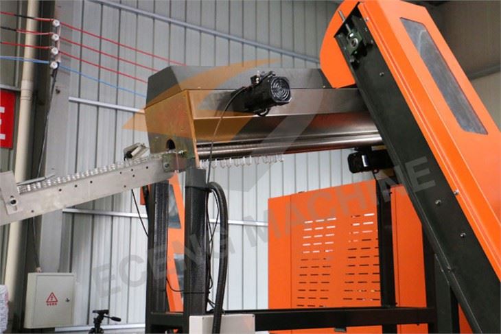 Pet Blowing Machine Manufacturers